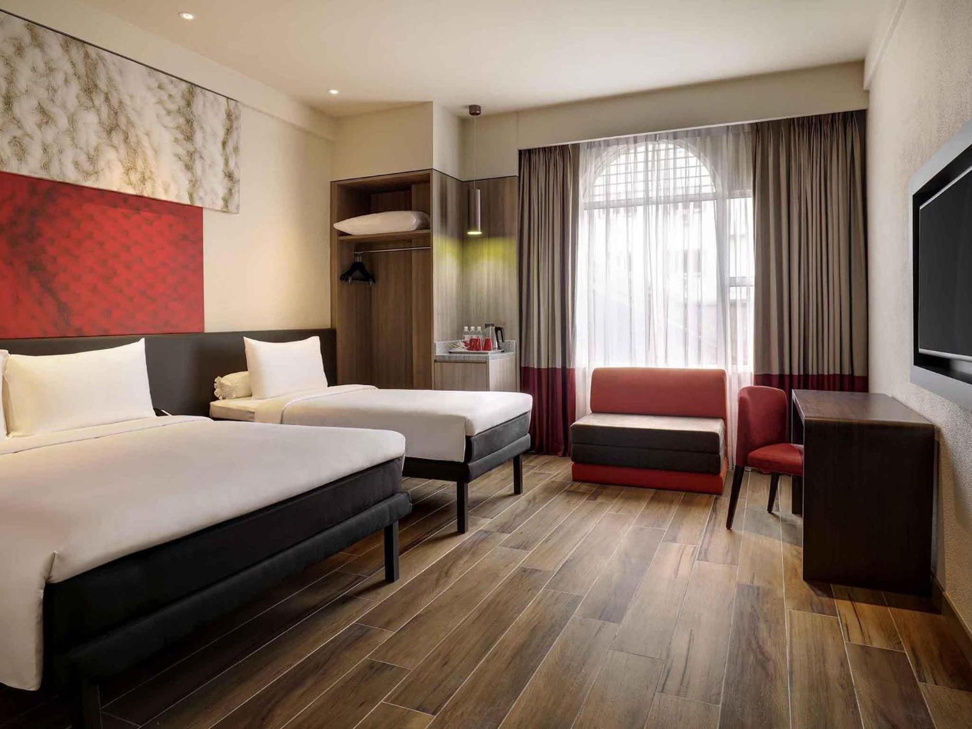Family Room 1 Queen Bed 1 Single Bed